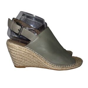 Caslon Women's Sandals Size 9M Gray Leather Espadrille Buckle Close